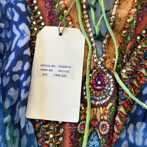 CLUB MODA COVER UP - Picture 3 of 5